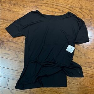 Nike Women's Black Short Sleeve Tee with slit sides lightweight top